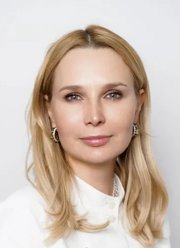 Международный экспертный совет тренеров по лифтинговым нитям