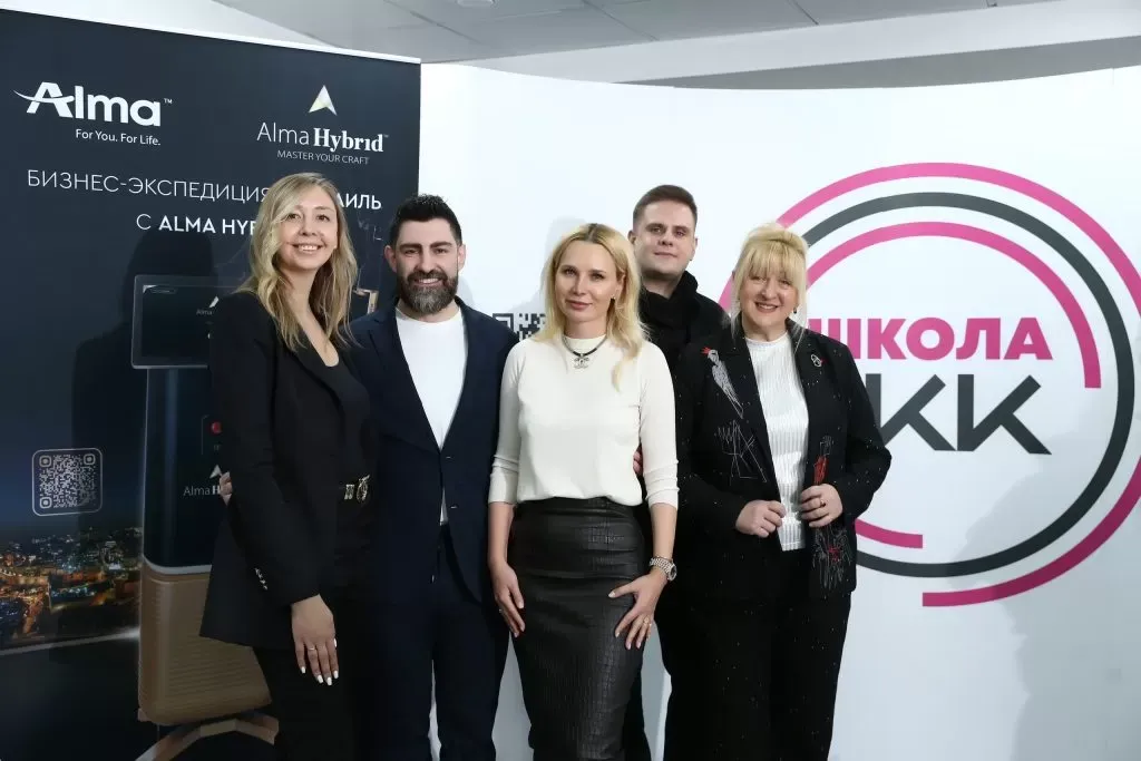 В нашей клинике состоялся интенсив по сочетанным лазерным технологиям с международными экспертами