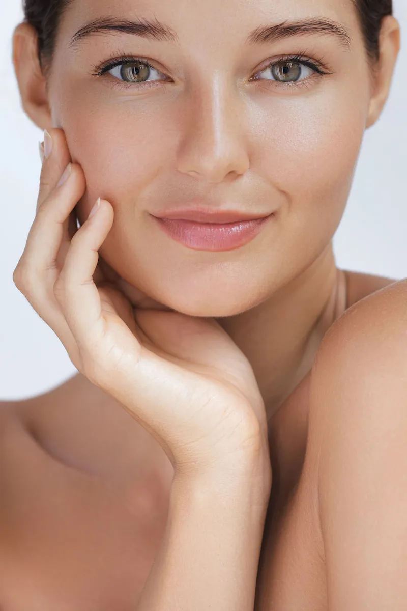 Эндоскопический лифтинг лба и бровей